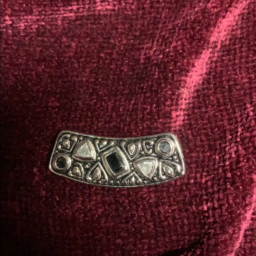 Necklace slide